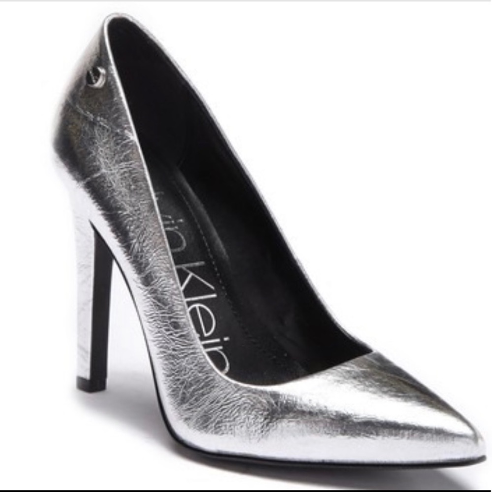 Calvin Klein Brady Thrill Mettalic Pump